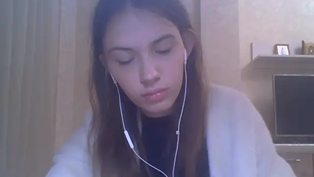 CeyaLier online show from 10-16-25, 04:04