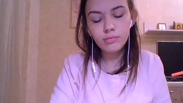 CeyaLier online show from 12-18-25, 05:50