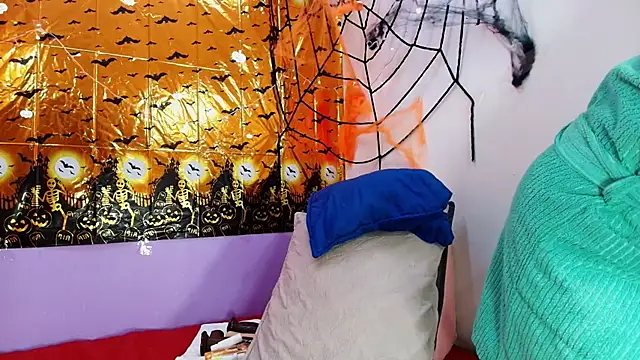 lu mystic online show from 10-08-25, 01:23