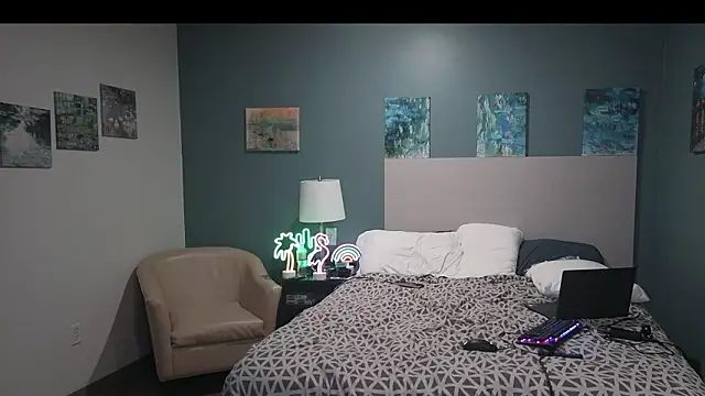 Snapshot of Fuck-Buddy-4U chatting on 02-10-26, 10:42 Fuck-Buddy-4U online show from 02-10-26, 10:42