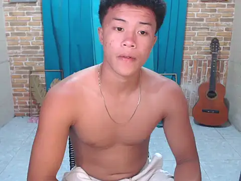 ur naughtyboy patrick online show from 11-19-25, 01:44