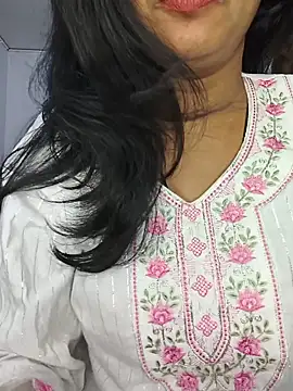 Snapshot of Janu-hasena chatting on 07-04-26, 06:12 Janu-hasena online show from 07-04-26, 06:12
