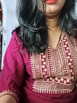 Snapshot of Janu-hasena chatting on 06-02-26, 10:54 Janu-hasena online show from 06-02-26, 10:54