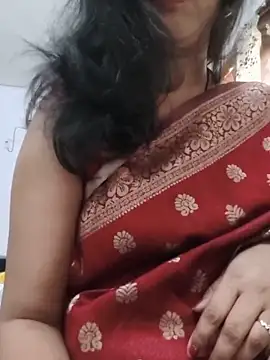 Snapshot of Janu-hasena chatting on 06-12-26, 10:02 Janu-hasena online show from 06-12-26, 10:02