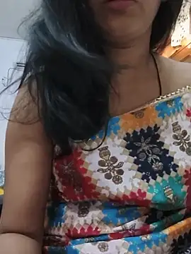 Snapshot of Janu-hasena chatting on 06-27-26, 12:22 Janu-hasena online show from 06-27-26, 12:22