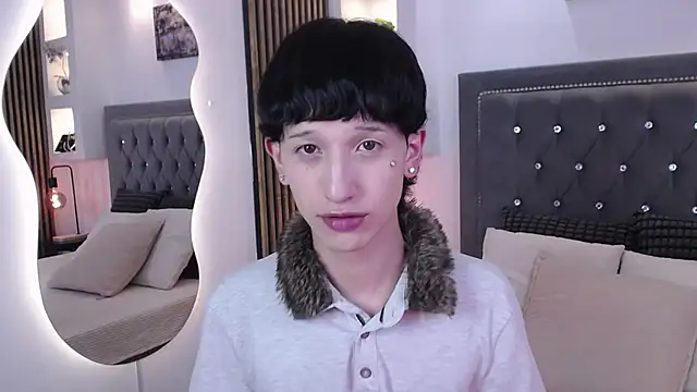 Emo Boy  online show from 05-23-26, 08:30