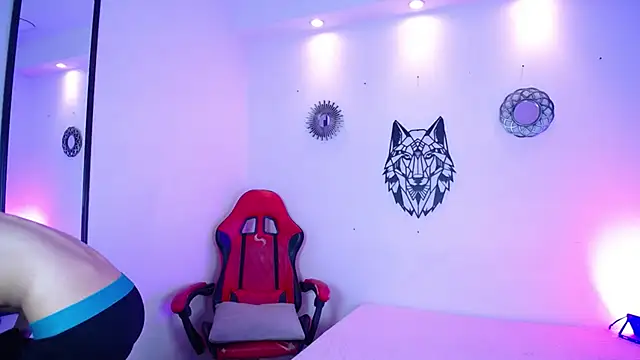 Emo Boy  online show from 01-07-26, 12:43