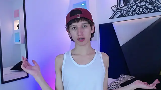 Snapshot of Emo_Boy_ chatting on 02-02-26, 08:08 Emo Boy online show from 02-02-26, 08:08