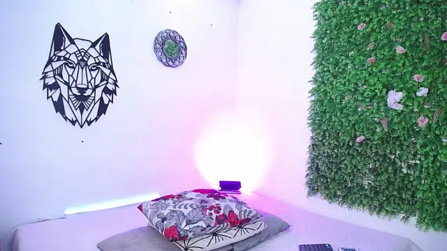 Emo Boy  online show from 12-01-25, 12:39