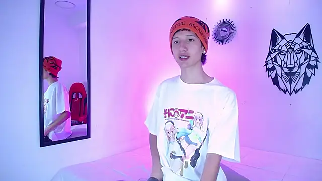 Emo Boy  online show from 01-15-26, 12:41