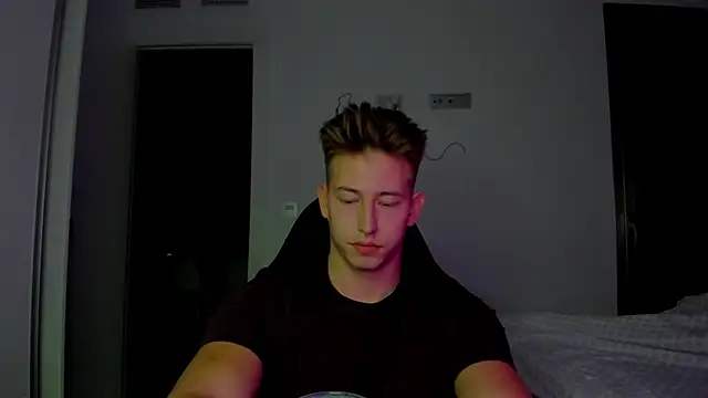 Snapshot of find0m_master chatting on 02-14-26, 09:37 find0m master online show from 02-14-26, 09:37