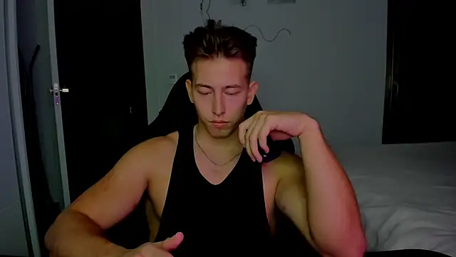 Snapshot of find0m_master chatting on 02-17-26, 10:51 find0m master online show from 02-17-26, 10:51