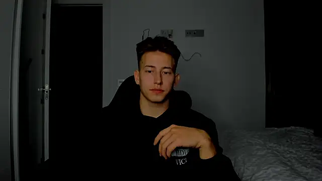 Snapshot of find0m_master chatting on 02-16-26, 07:34 find0m master online show from 02-16-26, 07:34