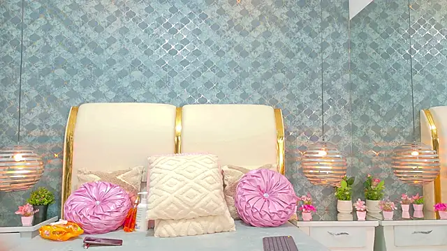  NinaFox  online show from 11-11-25, 01:17