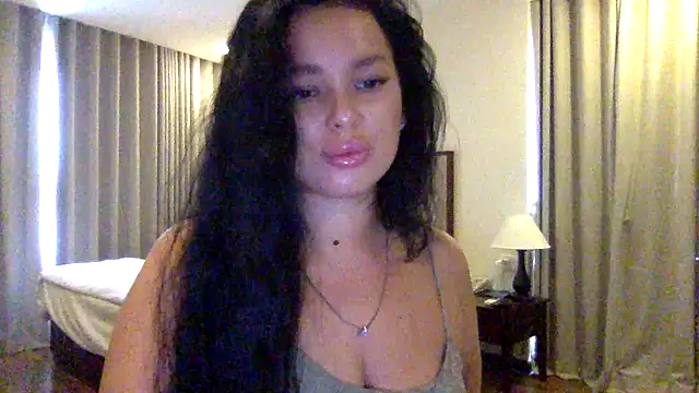 Fayronna online show from 02-18-26, 04:43