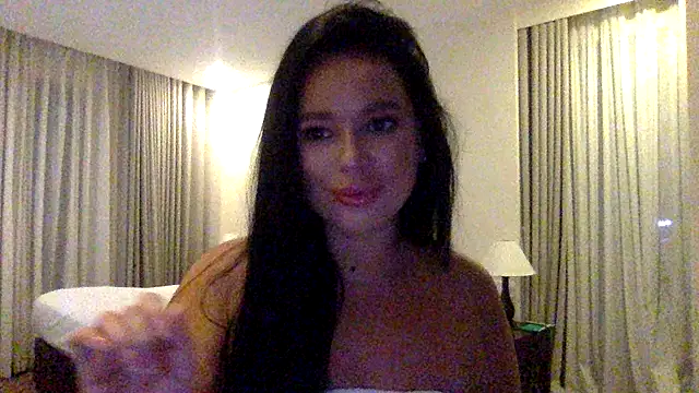 Fayronna online show from 02-06-26, 02:57