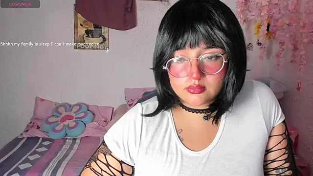 Emilycollei online show from 01-08-26, 02:50