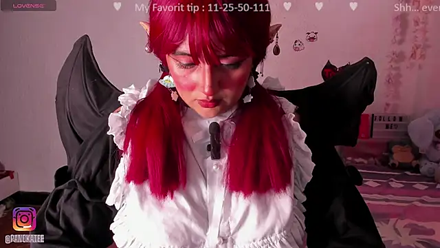 Emilycollei online show from 11-11-25, 03:12