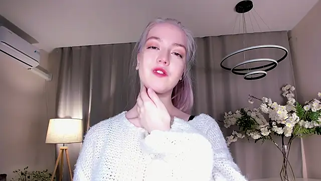 TinaStevenson online show from 10-21-25, 09:47