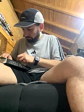 Snapshot of Nasho172737 chatting on 11-26-25, 03:06 Nasho172737 online show from 11-26-25, 03:06