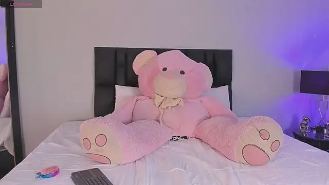 SaradaParker online show from 03-12-26, 02:54