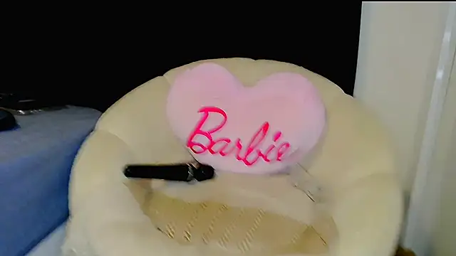 Horny beautyyy online show from 12-19-25, 12:51