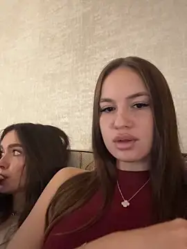 MayaGlow online show from 10-21-25, 05:51