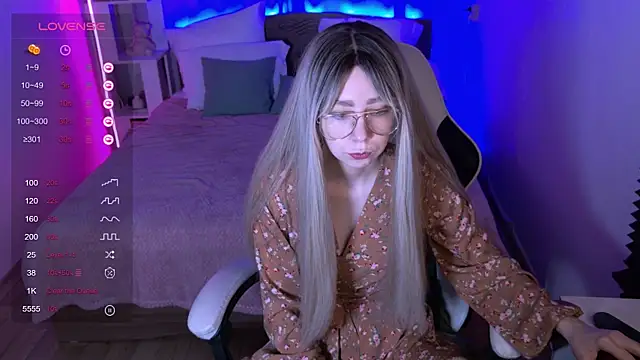 sofiisun online show from 11-19-25, 02:11