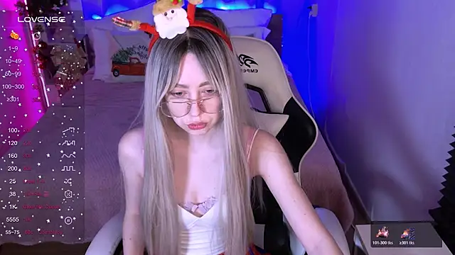 sofiisun online show from 12-22-25, 02:01