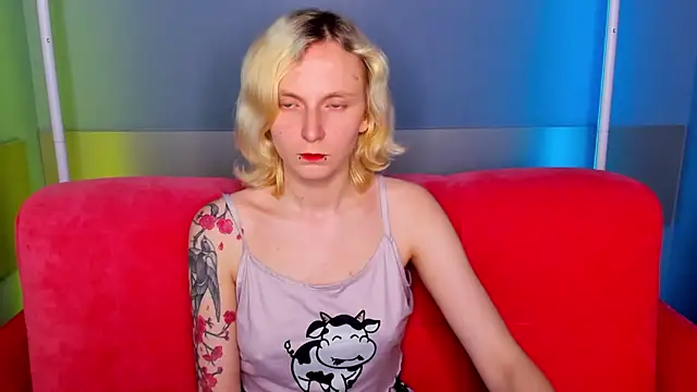 LikiLips online show from 05-22-26, 08:34