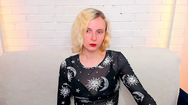 LikiLips online show from 05-07-26, 12:59