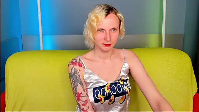 LikiLips online show from 05-08-26, 08:07