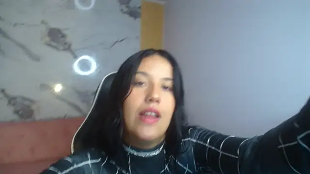 ailyn ch1 online show from 12-21-25, 04:41