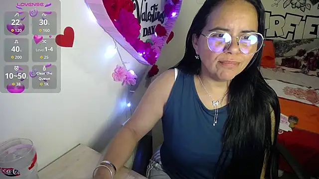 Snapshot of Miss__kendra_ chatting on 02-24-26, 02:23 Miss kendra online show from 02-24-26, 02:23