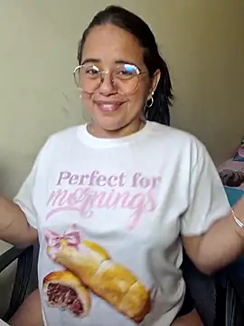 Miss  kendra  online show from 10-31-25, 02:46