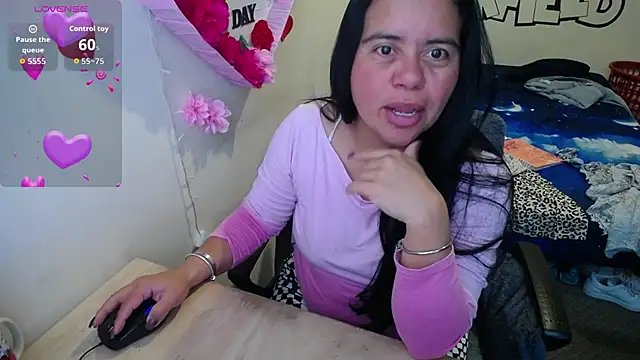 Miss  kendra  online show from 04-05-26, 12:34