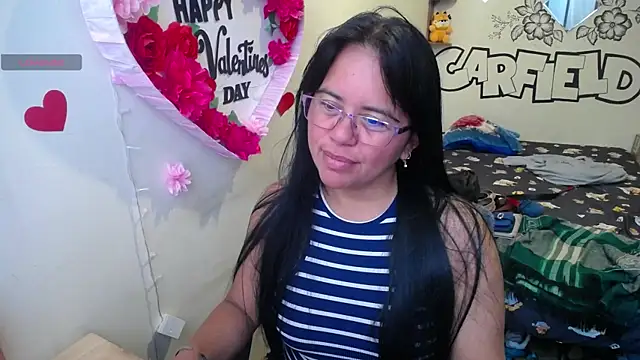 Snapshot of Miss__kendra_ chatting on 06-22-26, 12:57 Miss kendra online show from 06-22-26, 12:57