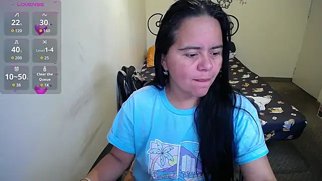 Snapshot of Miss__kendra_ chatting on 01-19-26, 12:20 Miss kendra online show from 01-19-26, 12:20