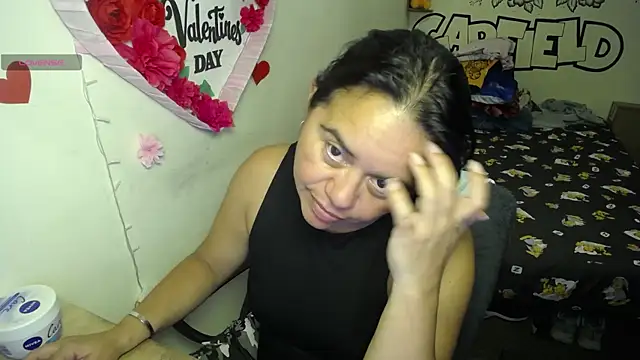 Snapshot of Miss__kendra_ chatting on 06-29-26, 11:04 Miss kendra online show from 06-29-26, 11:04