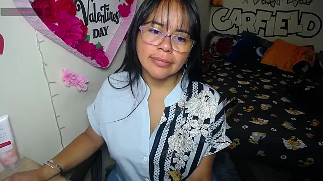 Snapshot of Miss__kendra_ chatting on 05-12-26, 12:44 Miss kendra online show from 05-12-26, 12:44