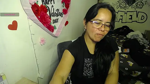 Snapshot of Miss__kendra_ chatting on 07-02-26, 01:28 Miss kendra online show from 07-02-26, 01:28