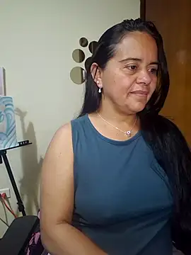 Miss  kendra  online show from 10-21-25, 12:32