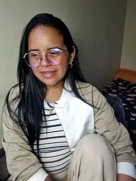 Miss  kendra  online show from 12-04-25, 01:21