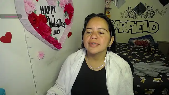 Snapshot of Miss__kendra_ chatting on 07-11-26, 08:47 Miss kendra online show from 07-11-26, 08:47