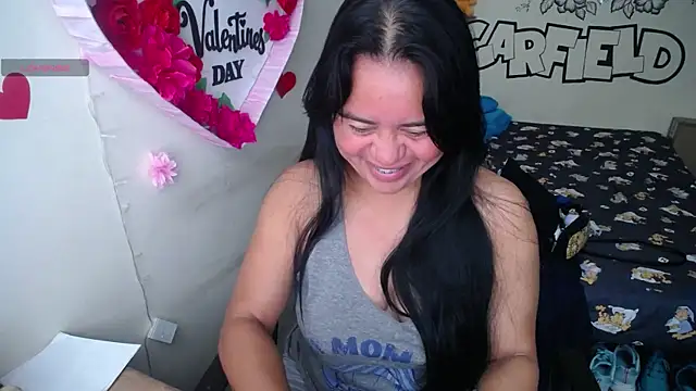 Snapshot of Miss__kendra_ chatting on 06-25-26, 01:05 Miss kendra online show from 06-25-26, 01:05