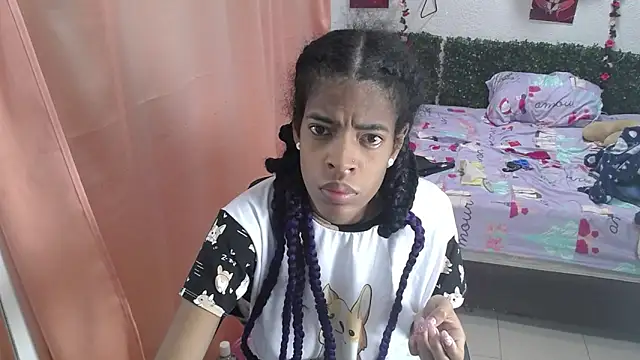 thianahorny online show from 06-15-26, 12:49