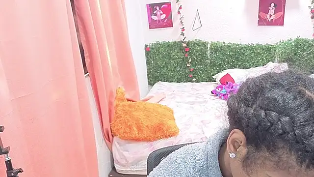 thianahorny online show from 07-01-26, 03:12