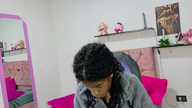 thianahorny online show from 04-03-26, 08:32