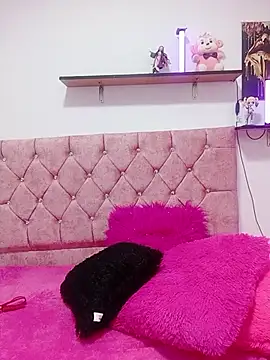 thianahorny online show from 10-27-25, 12:50