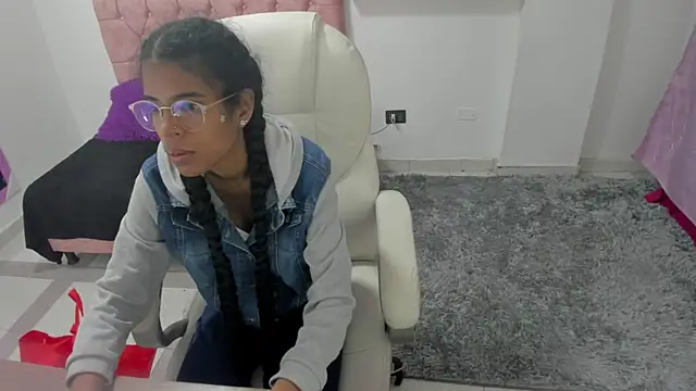 thianahorny online show from 01-16-26, 11:14